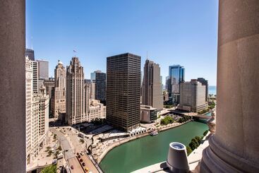 هتل Londonhouse Chicago Curio Collection By Hilton