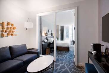 هتل Londonhouse Chicago Curio Collection By Hilton