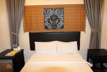 هتل Naga Angkor Hostel