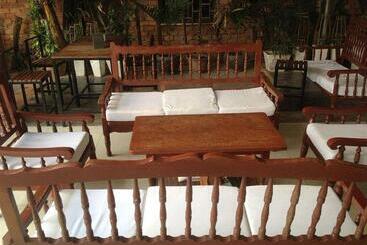 هتل Naga Angkor Hostel