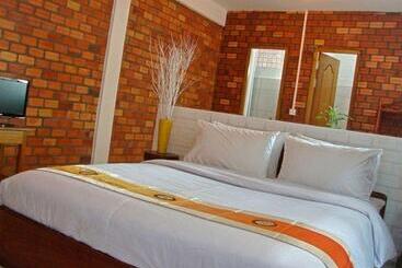 هتل Naga Angkor Hostel