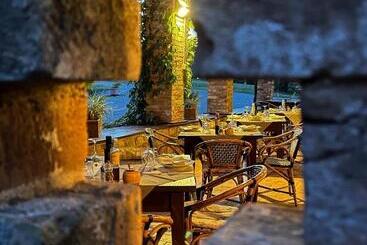 هتل روستایی Agriturismo Antica Torre