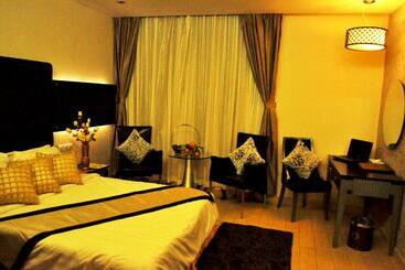 هتل Shervinton Executive Boutique