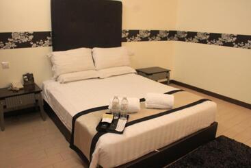 هتل Shervinton Executive Boutique