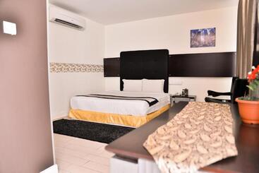 هتل Shervinton Executive Boutique