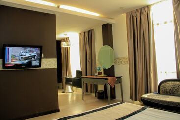 هتل Shervinton Executive Boutique