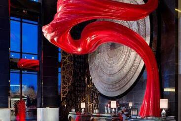 هتل Sofitel Kunming