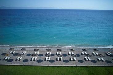 호텔 The Ixian Grand & All Suites  Adults Only