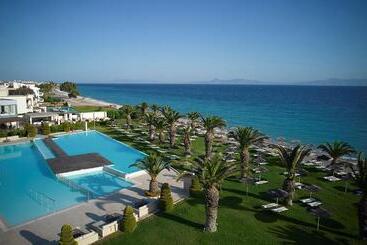 호텔 The Ixian Grand & All Suites  Adults Only