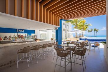 هتل The Morgan Resort Spa Village