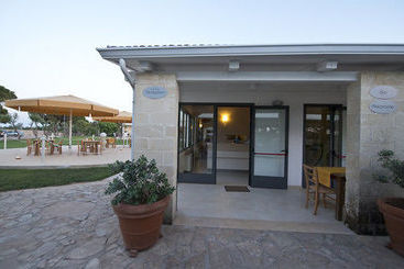 هتل Village Gabriella