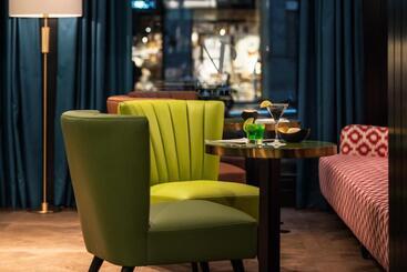 هتل Vincci The Mint