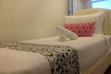 هتل Woodpecker Lodge Kuching