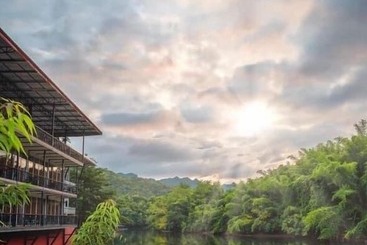 Pechmaneekan Beach Resort