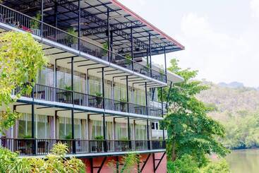 Pechmaneekan Beach Resort