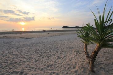 استراحتگاه Lanta Summer House 1