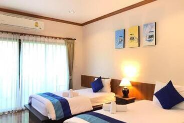 استراحتگاه Papai Country Lodge Sha