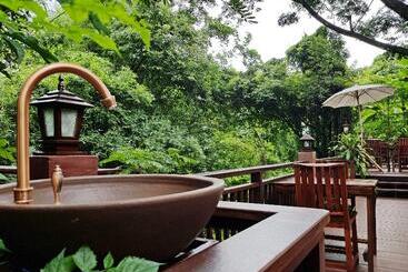 استراحتگاه Papai Country Lodge Sha