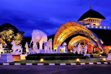 استراحتگاه Ratchapruek Lanna Boutique
