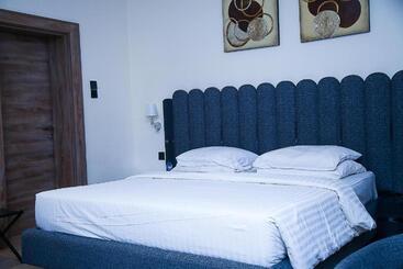 Summerset Continental Hotel Maitama By T E L E Hospitality