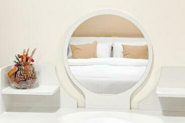 هاستل Happiness Sleep