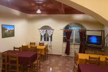 צימר Humapacha Hostel