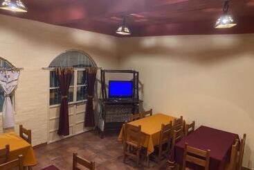 צימר Humapacha Hostel