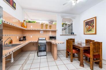 Boutique Hotel & Suites Hacienda Lord Twigg