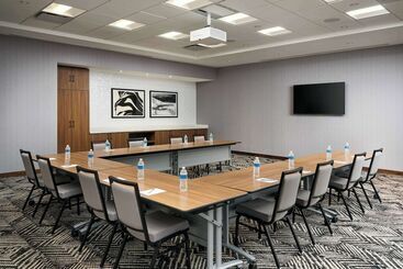 هتل Hyatt Place Melbourne Airport, Fl
