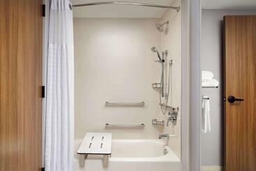 هتل Hyatt Place Melbourne Airport, Fl