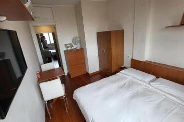 B&b Camera Doppia Con Bagno Privato In Stupendo Attico Con Vista Mozzafiato