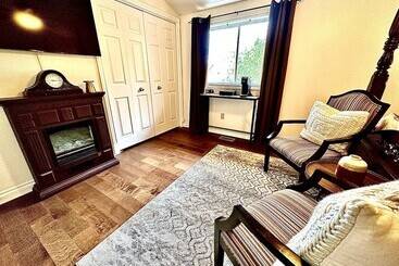 تختخواب و صبحانه Settlers Suites