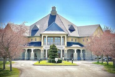 تختخواب و صبحانه Settlers Suites