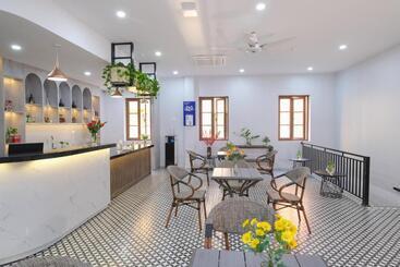 Bella Hotel Phu Quoc  Free Cable Car And Water Park Tickets