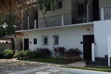 Colorada House   Hostel
