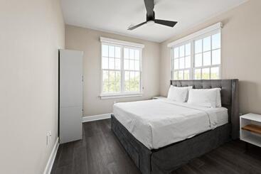 هتل Bywater Suite