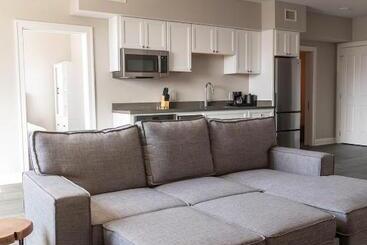 هتل Bywater Suite