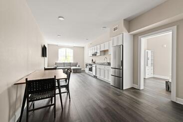 هتل Bywater Suite