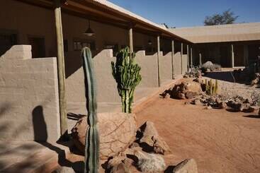 هتل Solitaire Lodge