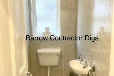 پانسیون Barrow Contractor Digs