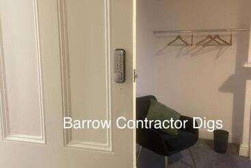 پانسیون Barrow Contractor Digs
