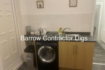 پانسیون Barrow Contractor Digs