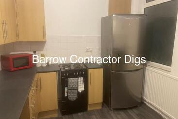 پانسیون Barrow Contractor Digs