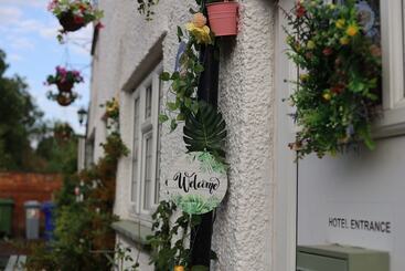 هاستل The Evergreen Inn