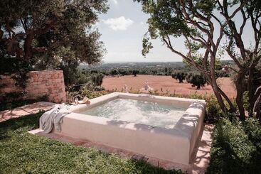 هتل Masseria Auraterrae