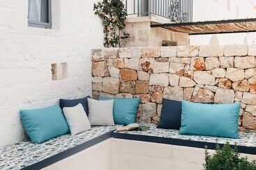 هتل Masseria Auraterrae
