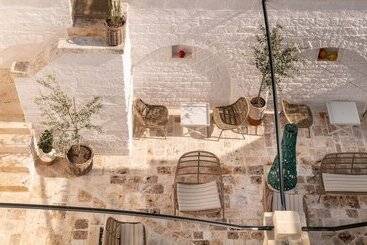 هتل Masseria Auraterrae