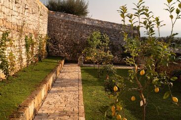هتل Masseria Auraterrae