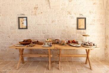 هتل Masseria Auraterrae