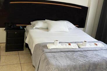 Otel Peruvians House